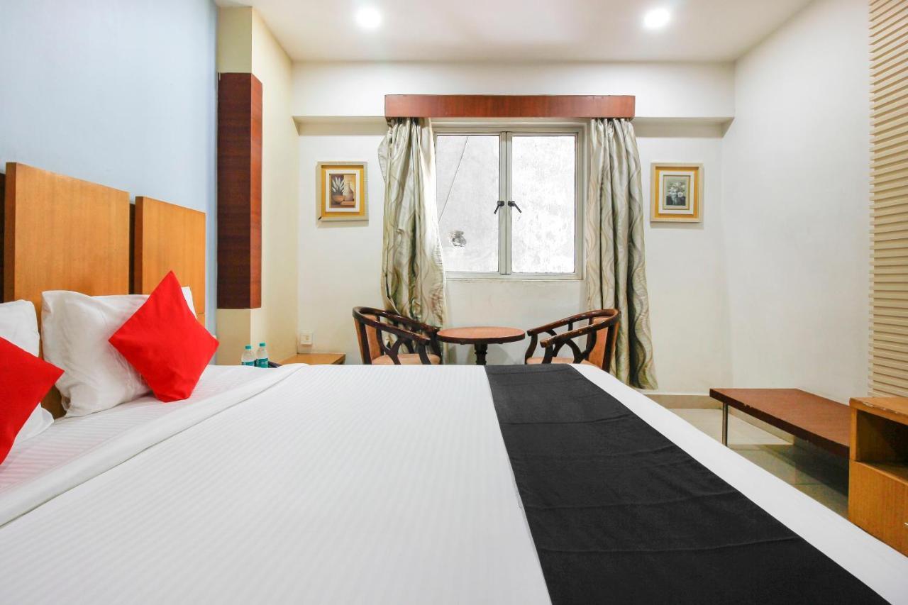 Capital O 66968 Haveli The Landmark Hotel Варангал Екстериор снимка